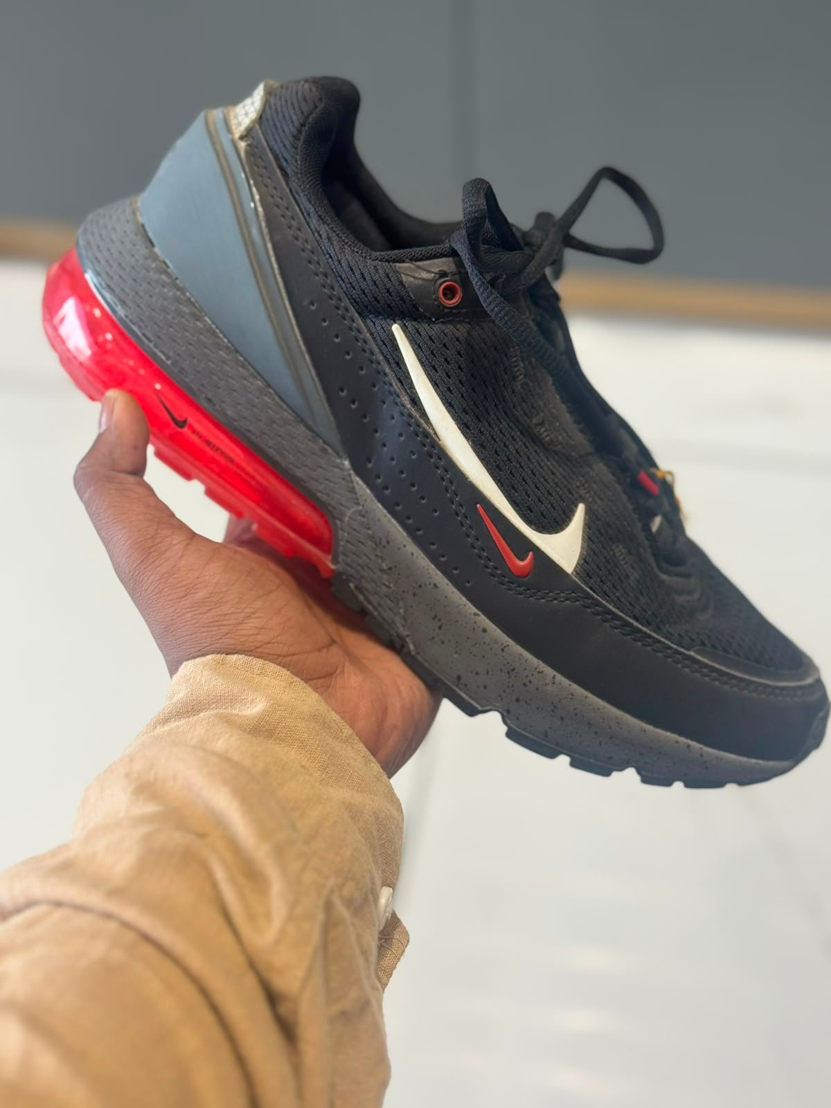 Brand: NIKE AIR MAX 