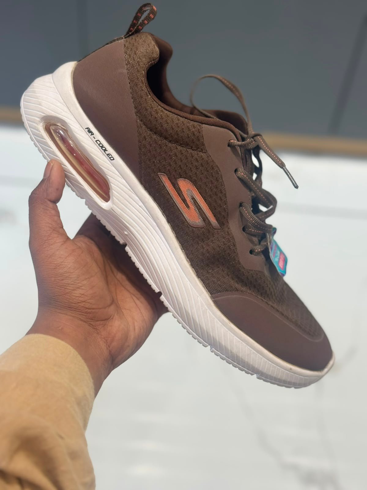 Brand: Skechers arch fit 