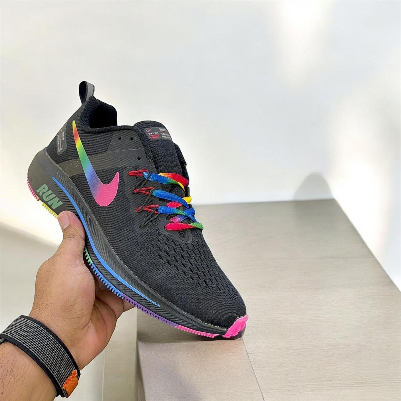 Brand: NIKE RUN 