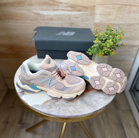Brand:NEW BALANCE 9060 
