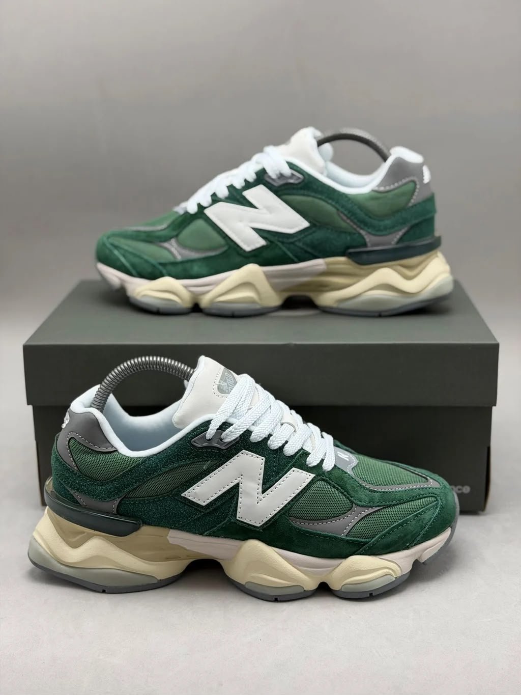 Brand:NEW BALANCE 9060   