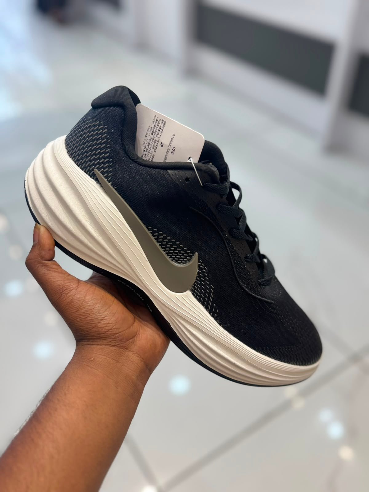 Brand: NIKE CUSHLON    