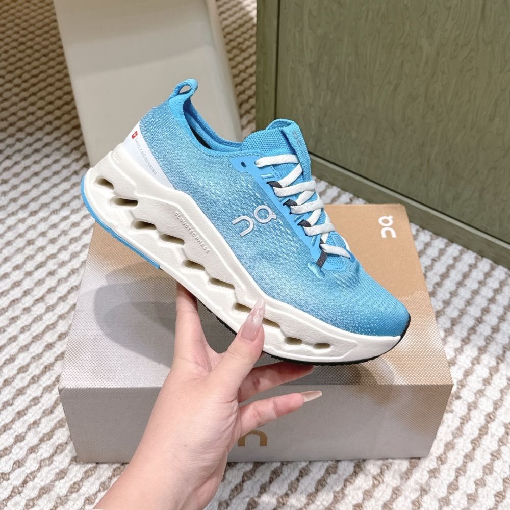 Brand: on cloud SURFER MAX 