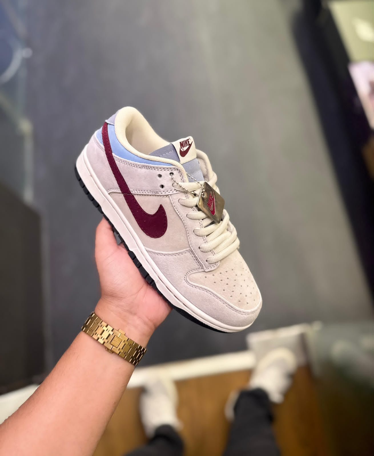 Brand: Nike SB Dunk Otomo Grey red  