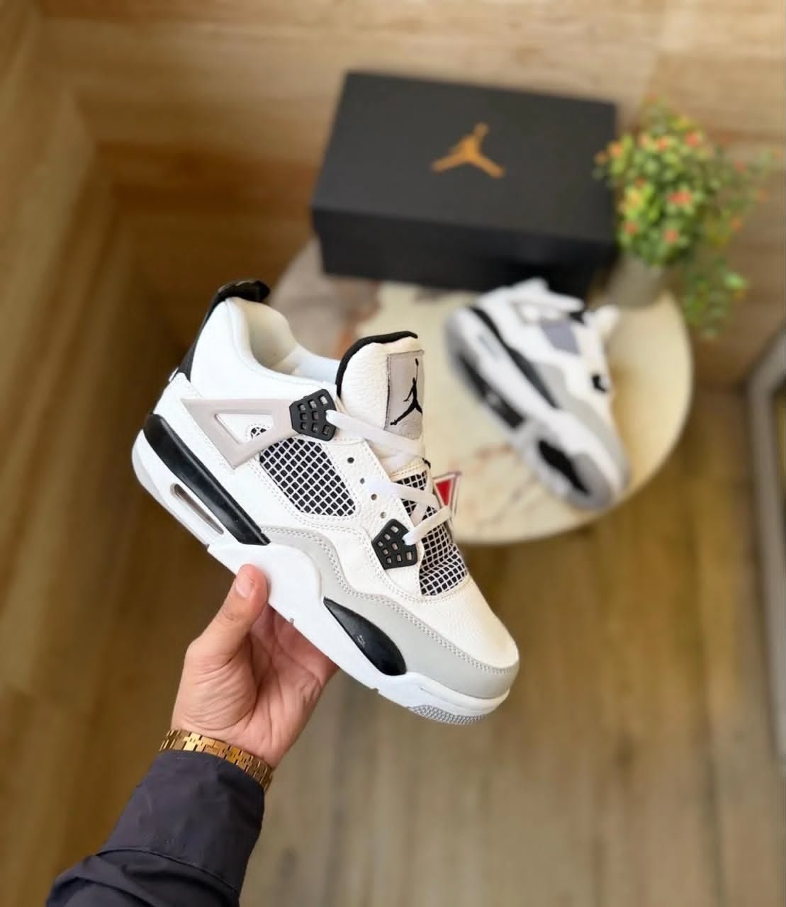 Brand : AIR JORDAN 4 RETRO BLACK ARMY   