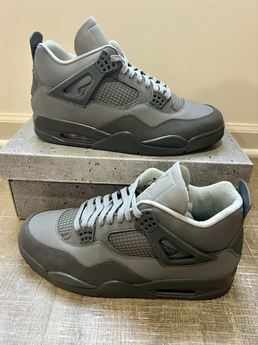 Brand : AIR JORDAN 4 RETRO SE ‘WET CEMENT’   