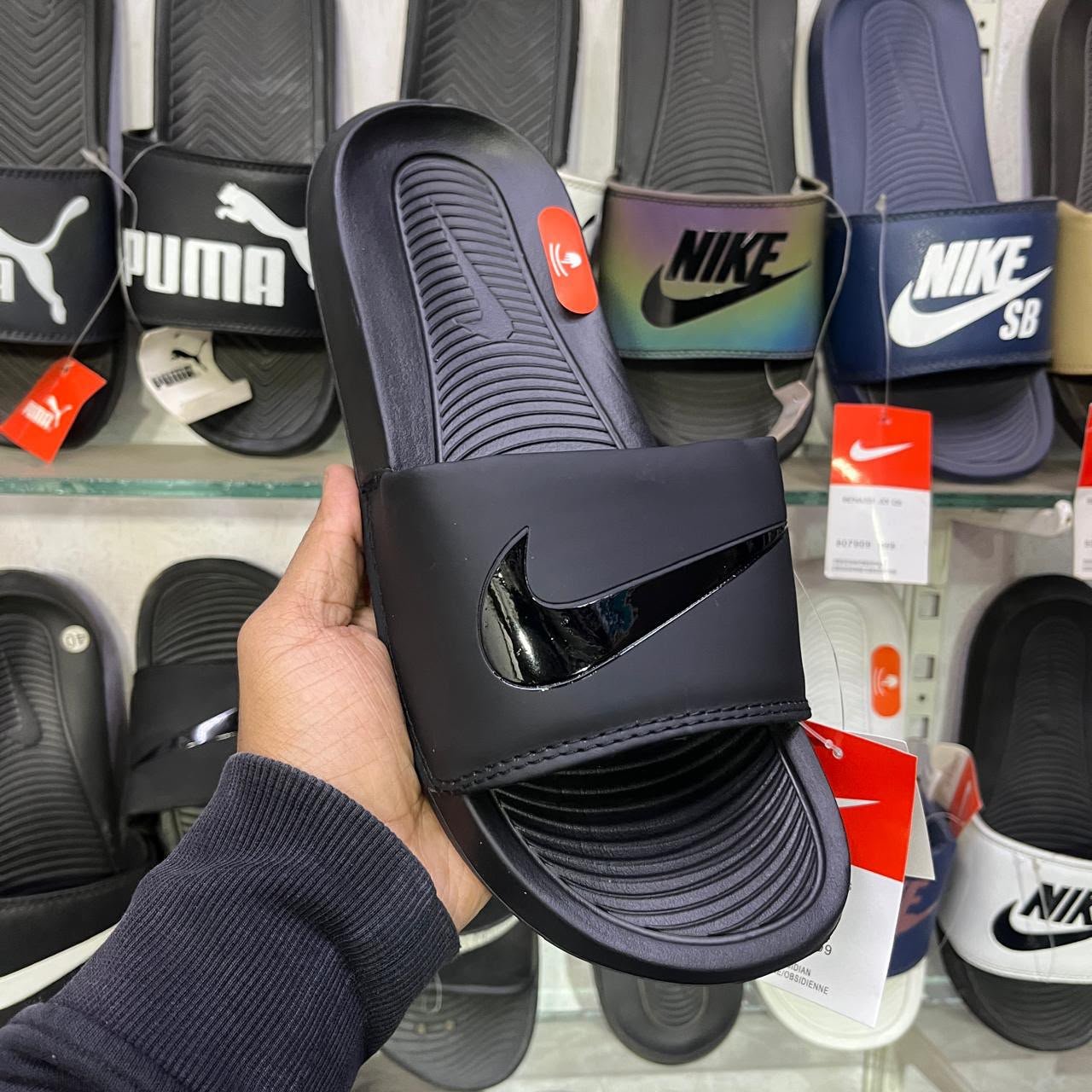 Brand - Nike victory filp - flop  