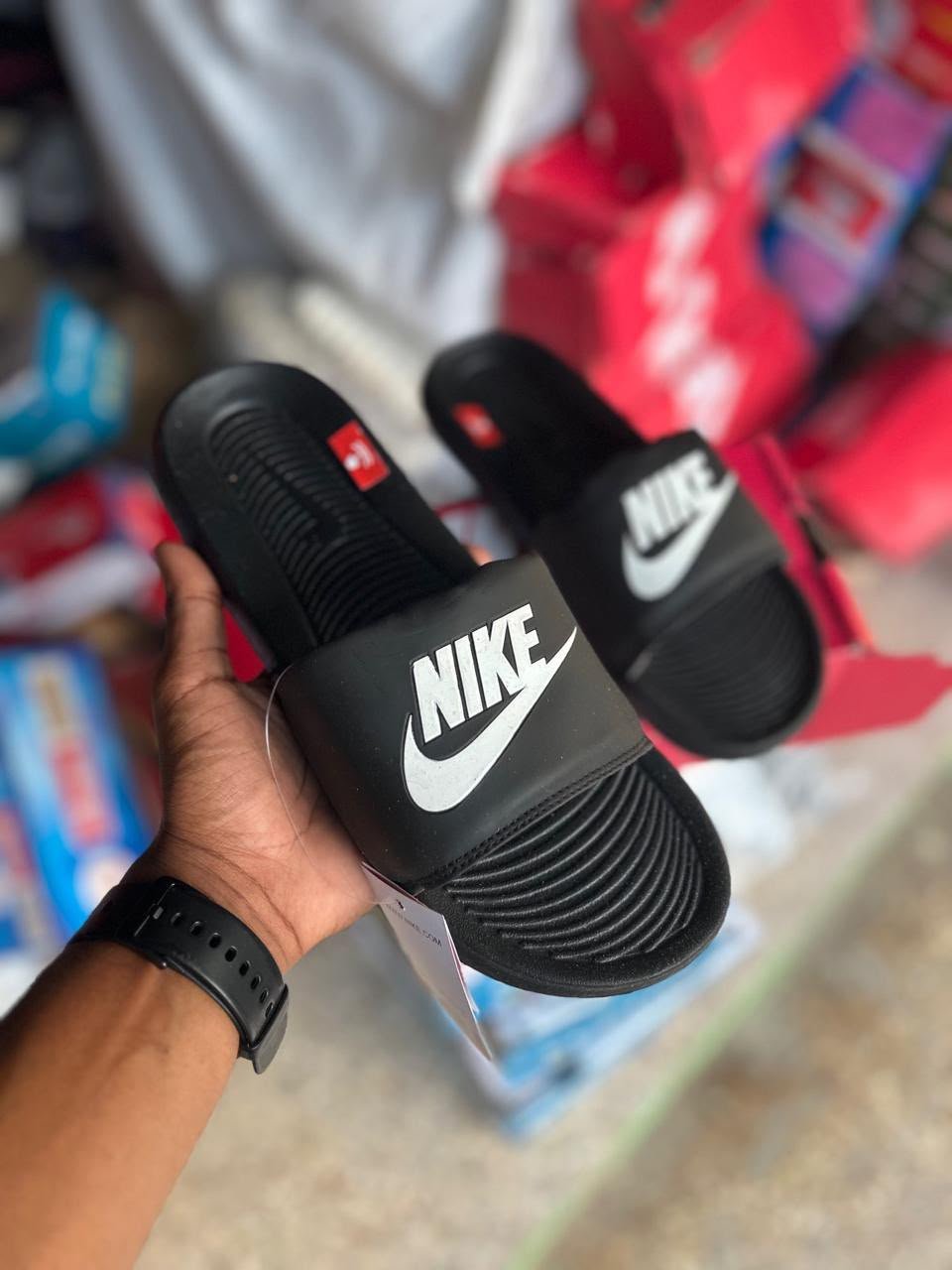 Brand - Nike victory filp - flop 