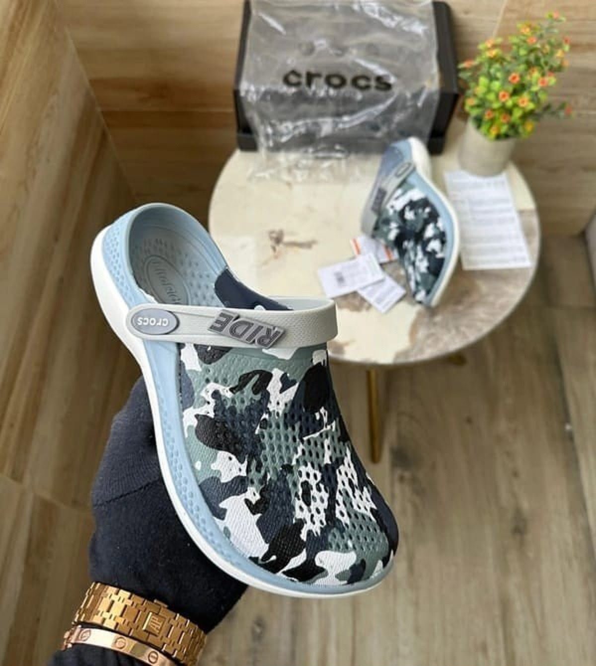Brand: Crocs lite ride 360 printed  