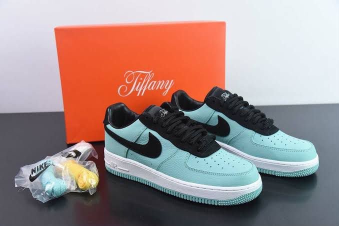 Brand : Nike AIR FORCE 1 low tiffany  