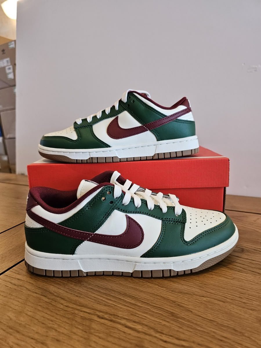 Brand: Nike Dunk Low 'Gorge Green Team Red' 