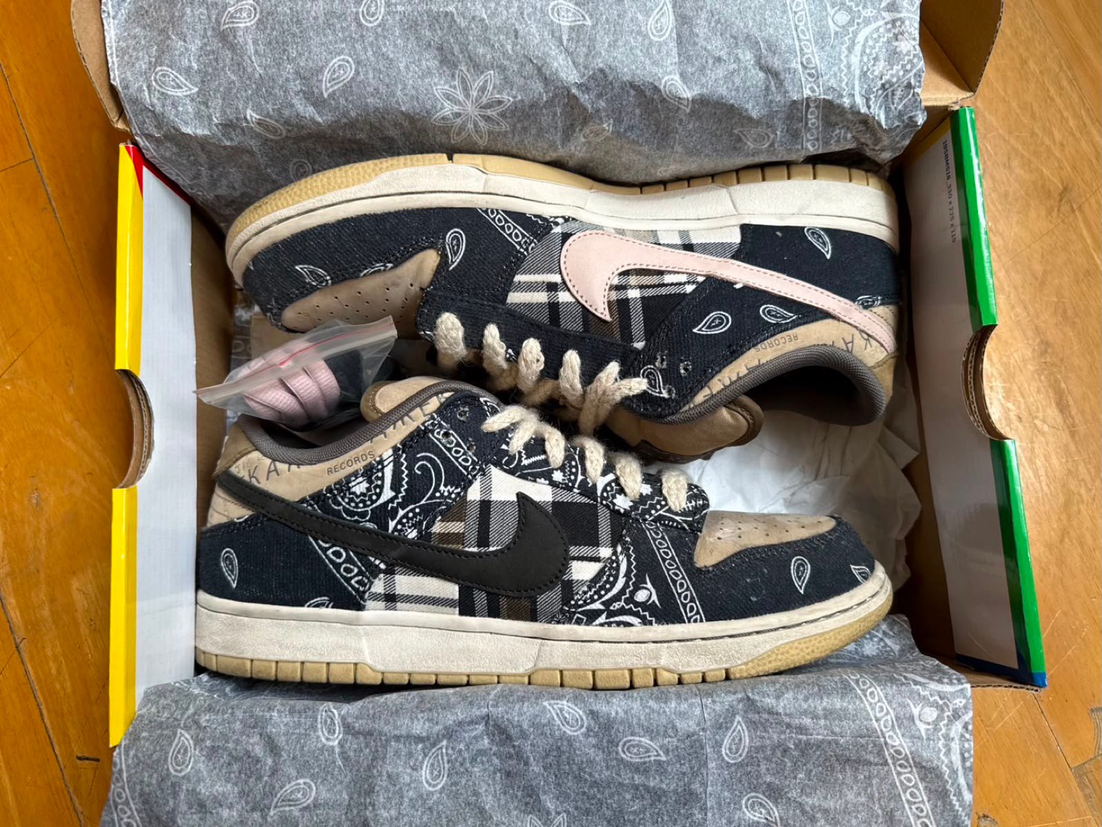 Brand: Nike Sb Dunk Low Travis Scott 