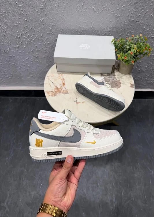 Brand: Nike Air Force One X Undefeated 