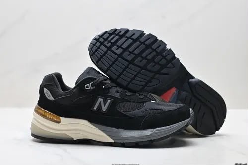Brand: New Balance 992  